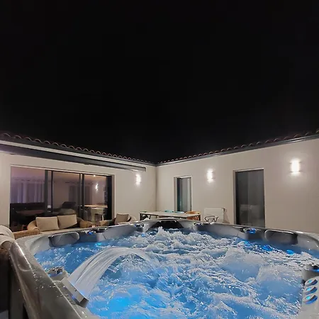 Maison Classee 4 Etoiles Avec Jacuzzi Proche Plages